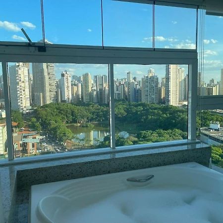 1 Qts.| 2 Hosp. | Jacuzzi Na Varanda | Linda Vista Гояния Экстерьер фото