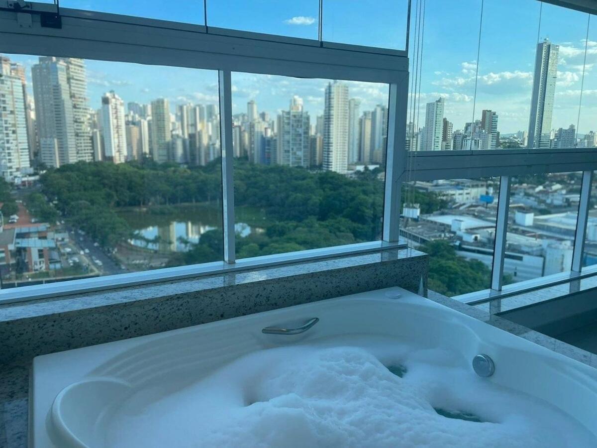 1 Qts.| 2 Hosp. | Jacuzzi Na Varanda | Linda Vista Гояния Экстерьер фото