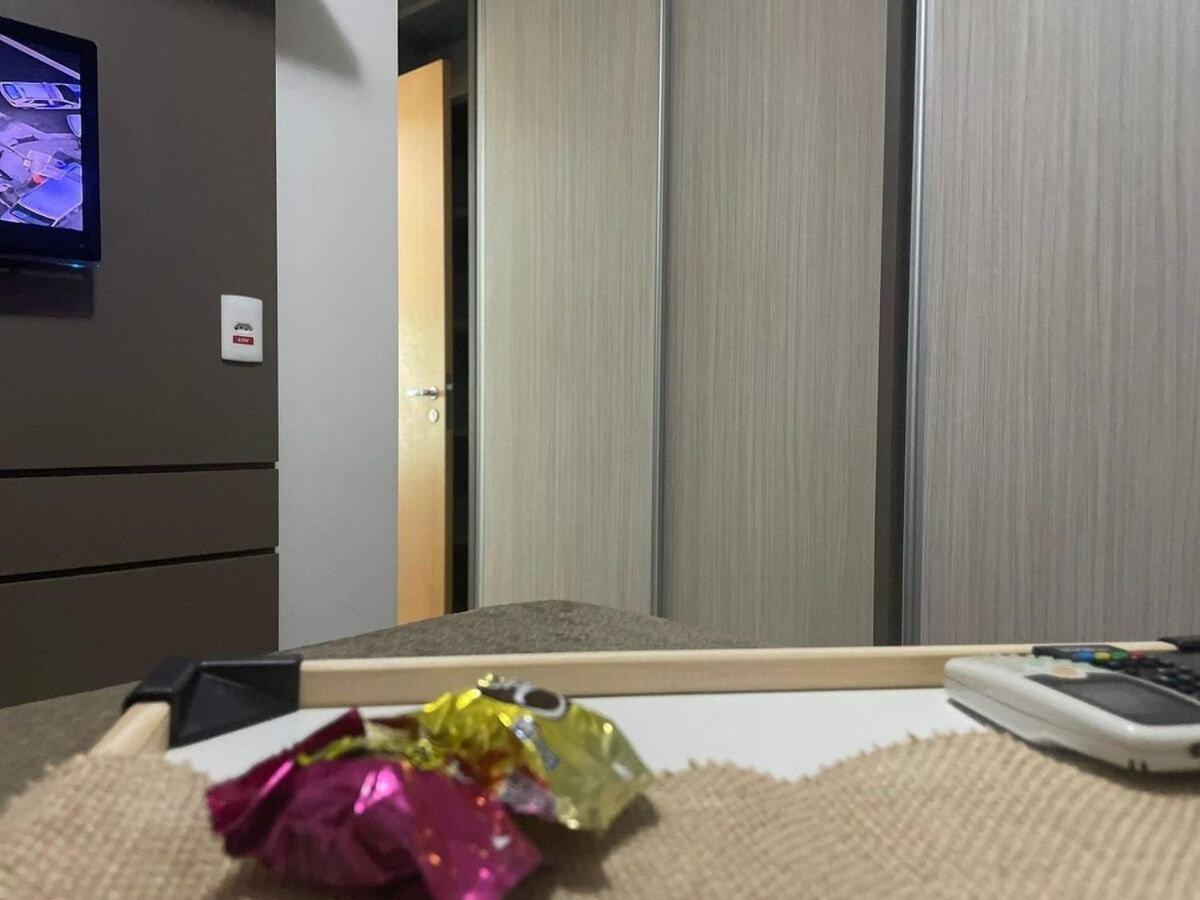 1 Qts.| 2 Hosp. | Jacuzzi Na Varanda | Linda Vista Гояния Экстерьер фото