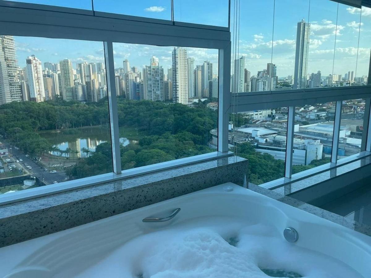 1 Qts.| 2 Hosp. | Jacuzzi Na Varanda | Linda Vista Гояния Экстерьер фото