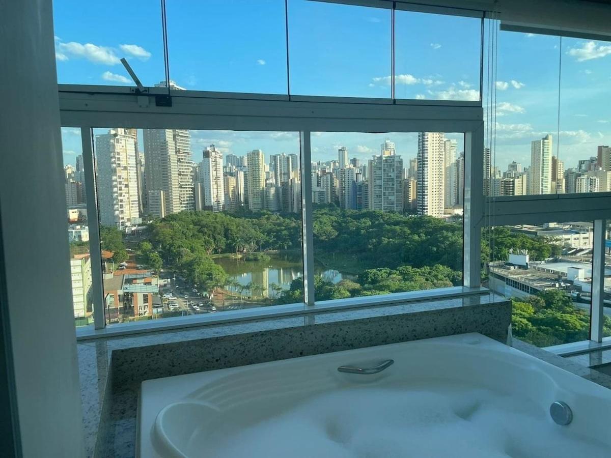 1 Qts.| 2 Hosp. | Jacuzzi Na Varanda | Linda Vista Гояния Экстерьер фото
